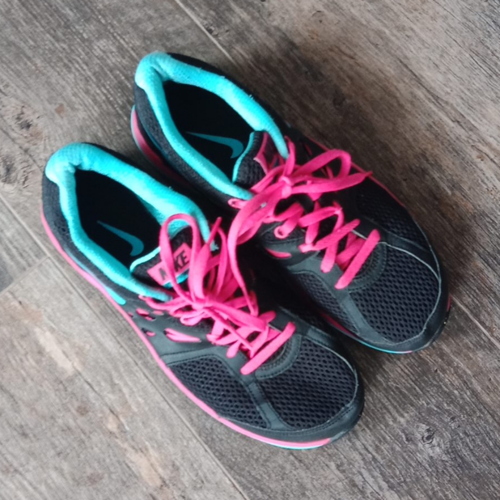 Nike Wmn's 8 Black, Blue, Pink sneakers